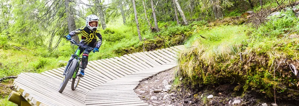 Pumptracks Mountainbike und Dirtbikestrecken