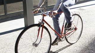 darf man mit dem fahrrad über den zebrastreifenfajren
