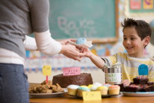 Kuchenbasar in der Schule Kuchenbasar in der Schule