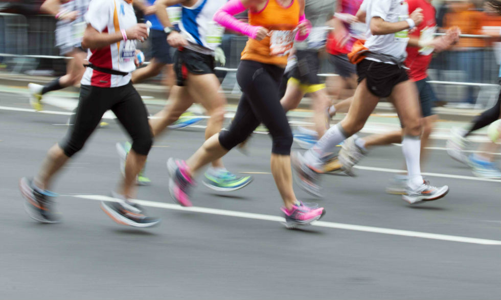 Running Lady: Surasa Mairer - 5.000 km in 53 Tagen Running Lady: Surasa Mairer - 5.000 km in 53 Tagen