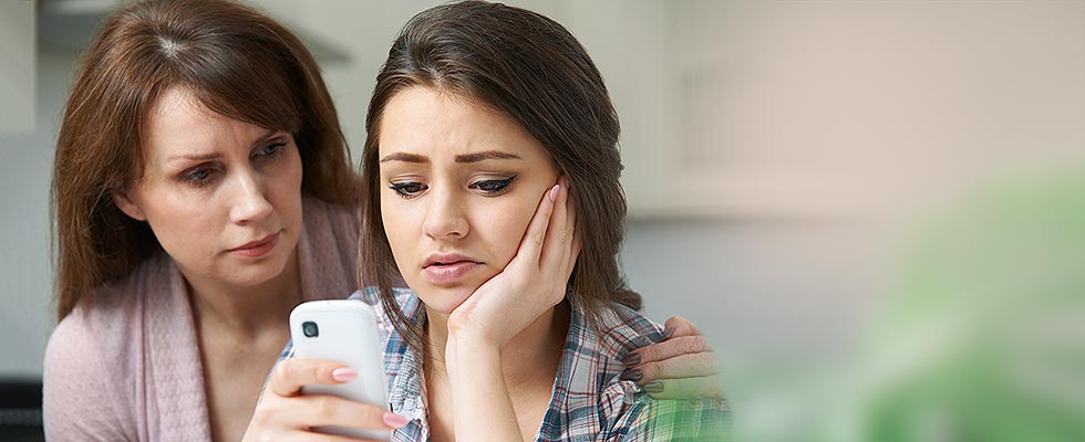 Schutz bei Mobbing im Netz Schutz bei Mobbing im Netz